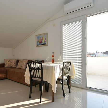 Apartmani Vedrana, Муртер Экстерьер фото
